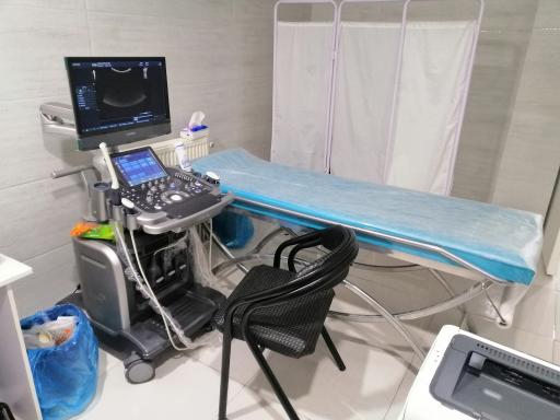 عکس رادیولوژی و سونوگرافی آناهید