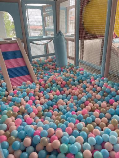 عکس خانه بازی نیلالند