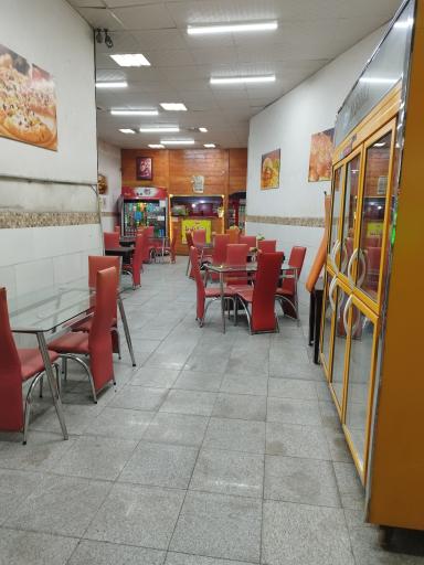 عکس پیتزا ساندویچ بلوط