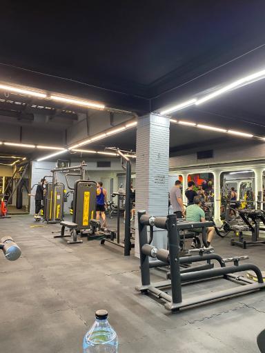 عکس باشگاه بدنسازی تارگت
