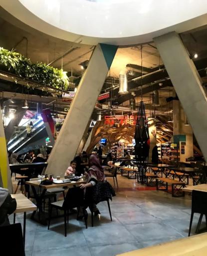 عکس مرکز خرید آواپلت (آواسنتر)