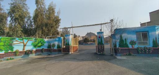 عکس دبیرستان تیزهوشان فرزانگان