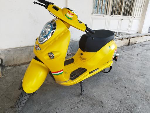 عکس تعمیرات ماشین شارژی و دوچرخه برقی غفاری