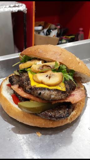 فست فود ساسان