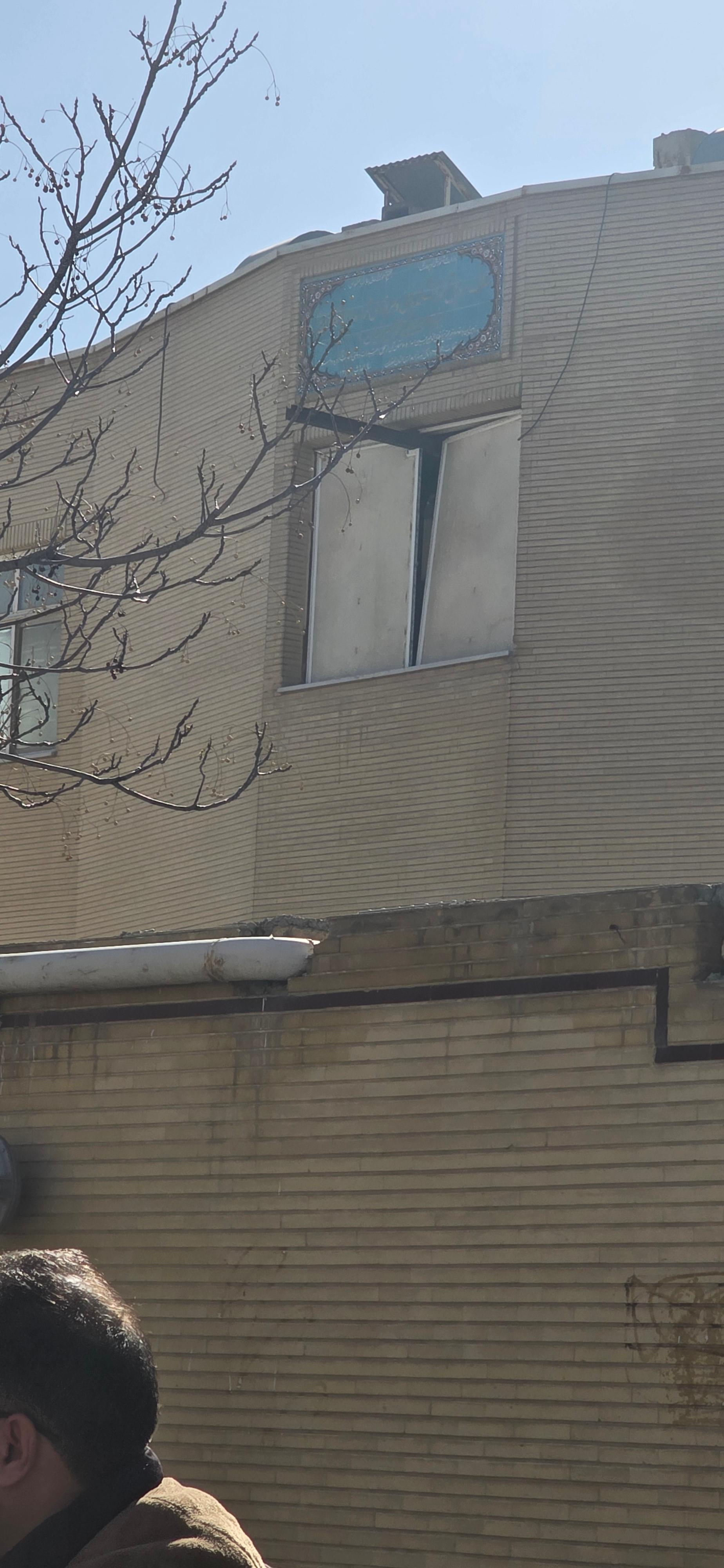 عکس سالن ورزشی دانشکده فنی و حرفه ای