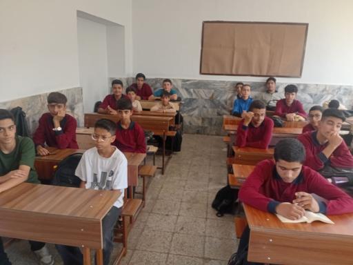 عکس دبیرستان دوره اول حکیم نظامی