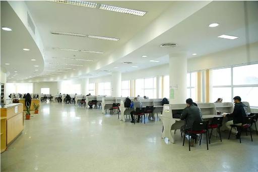عکس کتابخانه و مرکز اسناد علمی ساختمان دکتر حبیبی