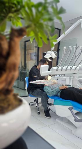 عکس کلینیک دندانپزشکی برلیانت دکتر اشکان کج کلاهی