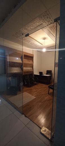 عکس فروشگاه کاغذ دیواری و کفپوش