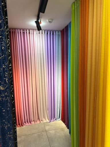 عکس پرده شانل