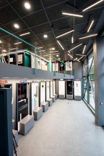 عکس بازرگانی کشیشی