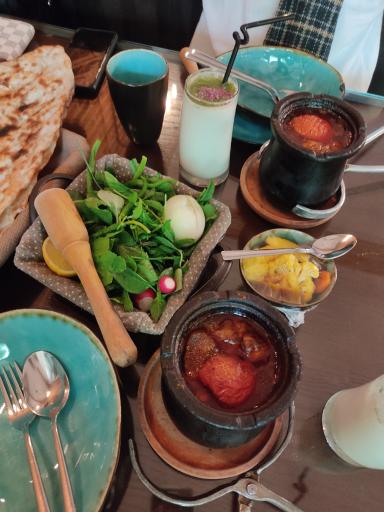 عکس سفره خانه سنتی سبو