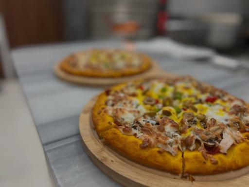 عکس پیتزا سی کا