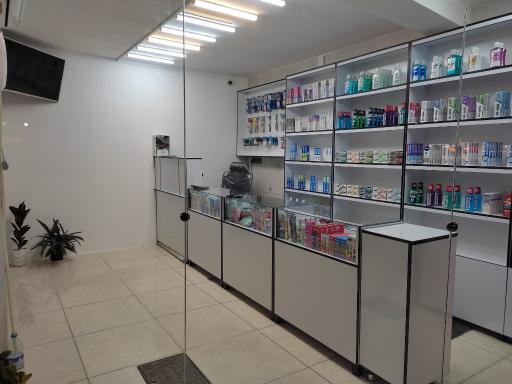 عکس محصولات بهداشتی دهان و دندان قادری