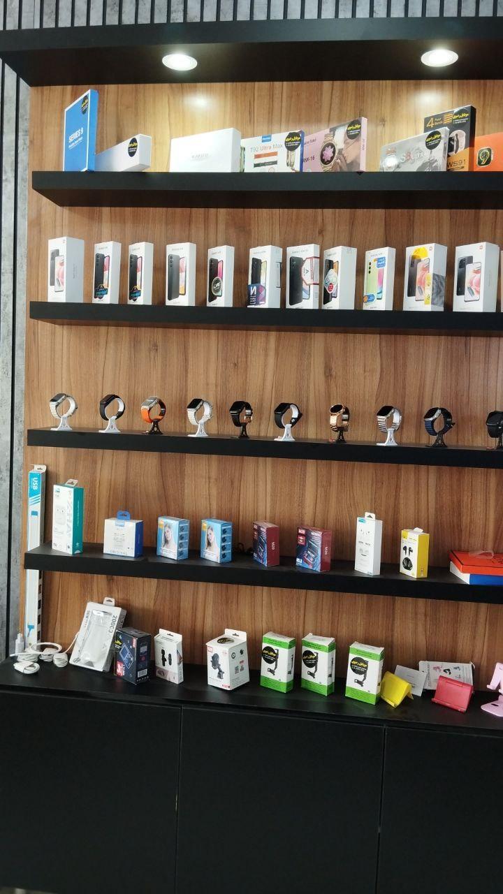 عکس فروشگاه موبایل رضوی