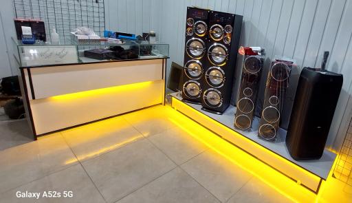 عکس فروشگاه اسپیکر جادویی