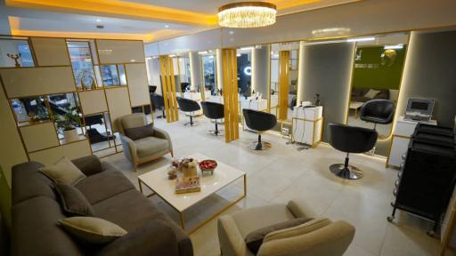 عکس سالن تخصصی مو زهرا محمدیان