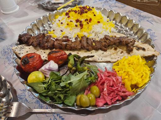 عکس سفره خانه سنتی سندباد
