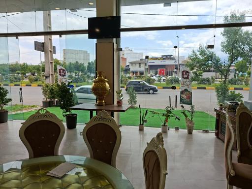 عکس رستوران حیدر بابا