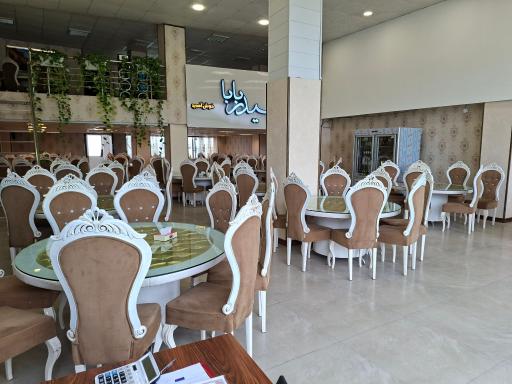 عکس رستوران حیدر بابا
