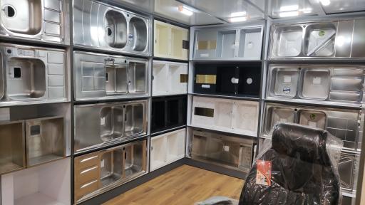 عکس کاشی و لوازم اشپزخانه