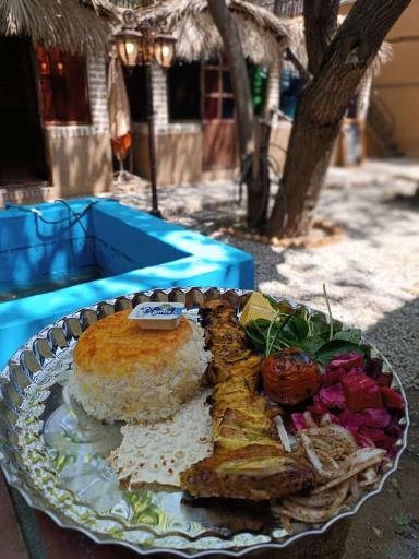 عکس باغ رستوران جیرمله 