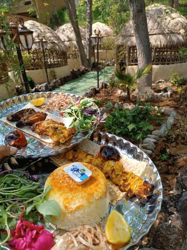 عکس باغ رستوران جیرمله 