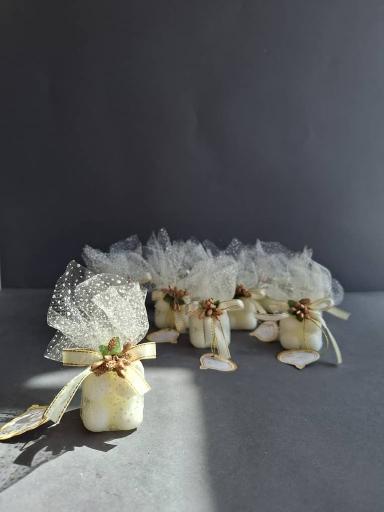 عکس لوازم بله برون و عقد تاج