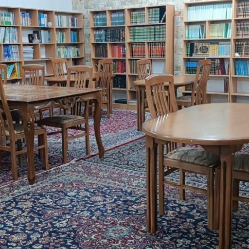 عکس کتابخانه مسجد امام خمینی