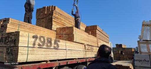 عکس انبار چوب روسی آروین چوب مشهد
