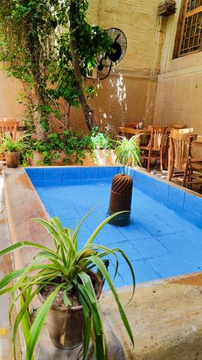 عکس سفره خانه سنتی زرنگار