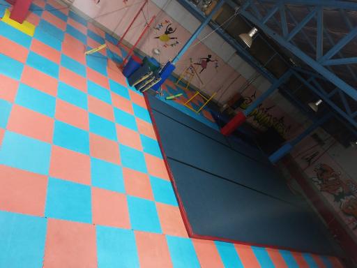 عکس خانه ژیمناستیک