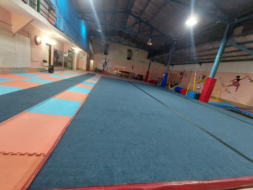 عکس خانه ژیمناستیک