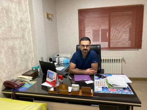 عکس دکتر مانی محیطی