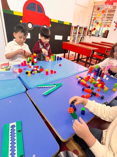 مهد کودک نور آفرین