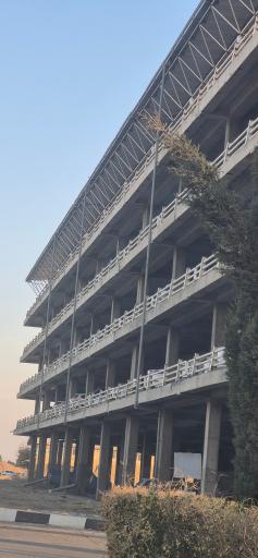 عکس پارکینگ طبقاتی فرودگاه شیراز