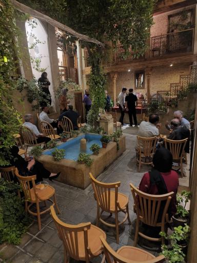 سفره خانه سنتی زرنگار