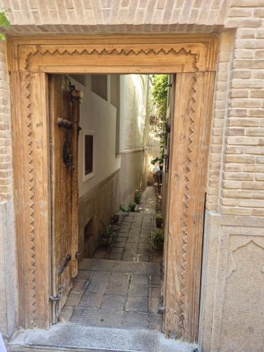 عکس سفره خانه سنتی زرنگار