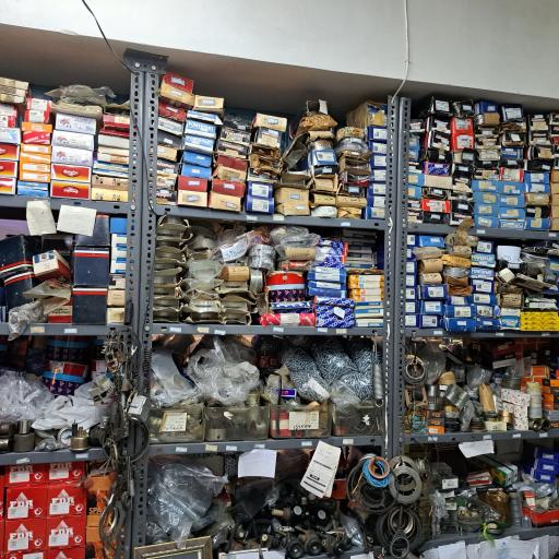 ایران لیفتراک فروشگاه بهمن زیبایی