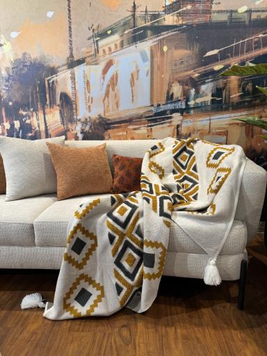 گالری مبلمان آپادانا