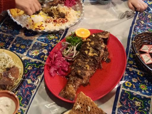 عکس رستوران محلی نماشون