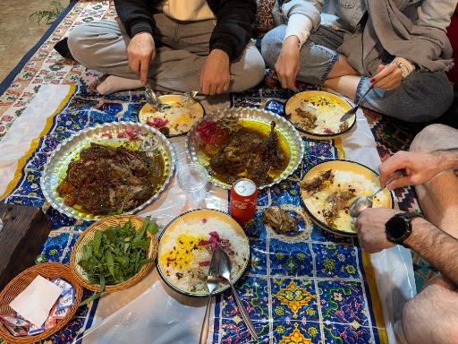 عکس رستوران محلی نماشون