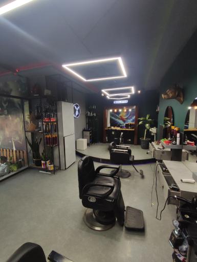 آرایشگاه مردانه زال