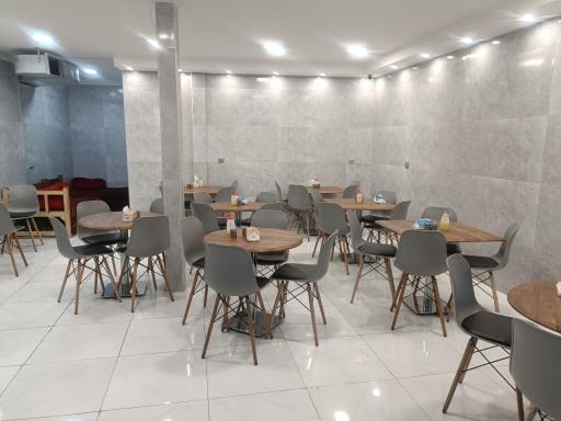 عکس جگر سرای بهار نارنج