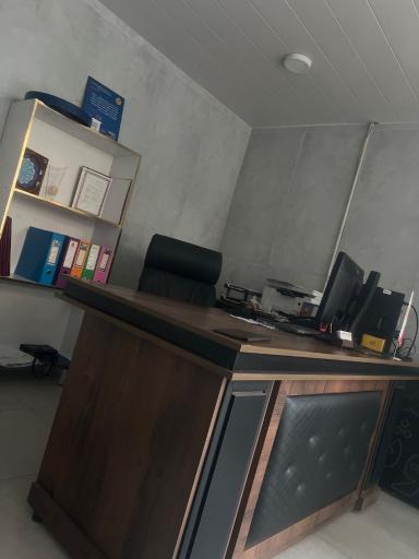 عکس بیمه کوثر نمایندگی معروفی۶۶۹۸