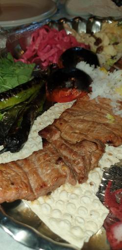 عکس رستوران باغچه رودک