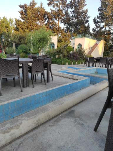 عکس رستوران باغ پدری