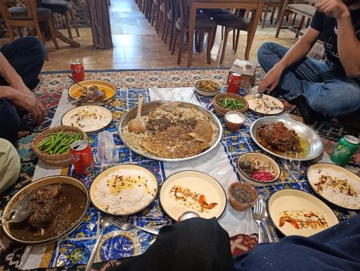 عکس رستوران محلی نماشون