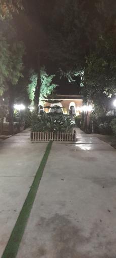 عکس رستوران باغ پدری