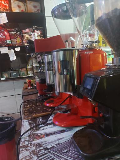 عکس کافه سناتور